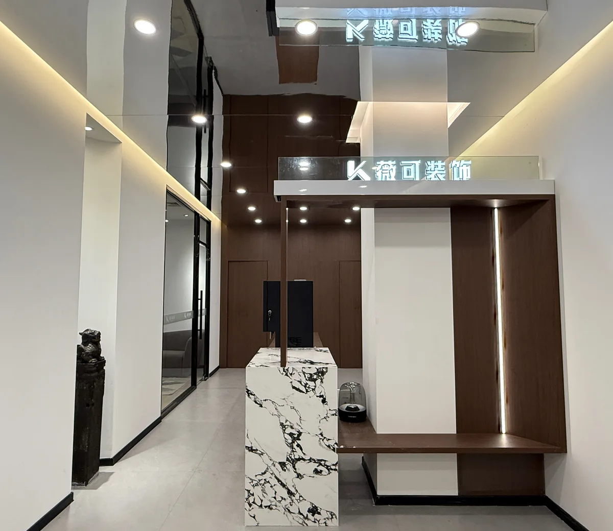 蚌埠薇可装饰门店室内环境实景