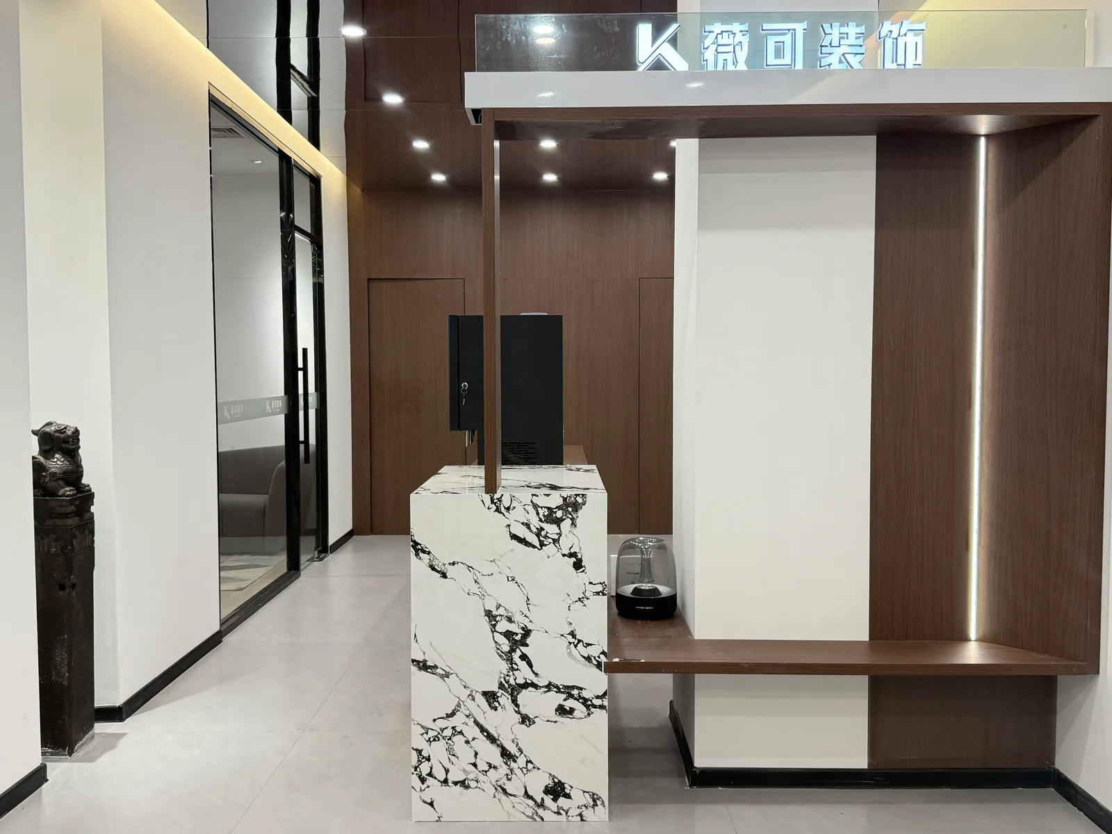 蚌埠薇可装饰南翔家居博览中心门店前台实景